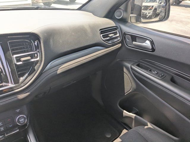 Used 2022 Dodge Durango SXT w/ Blacktop Package RWD image 19