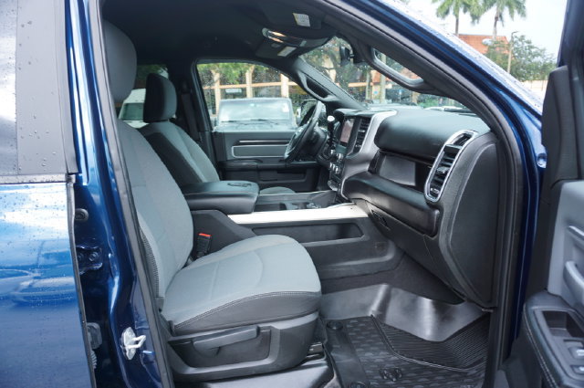Used 2022 RAM 2500 Big Horn w/ Level C Equiment Group RWD image 3