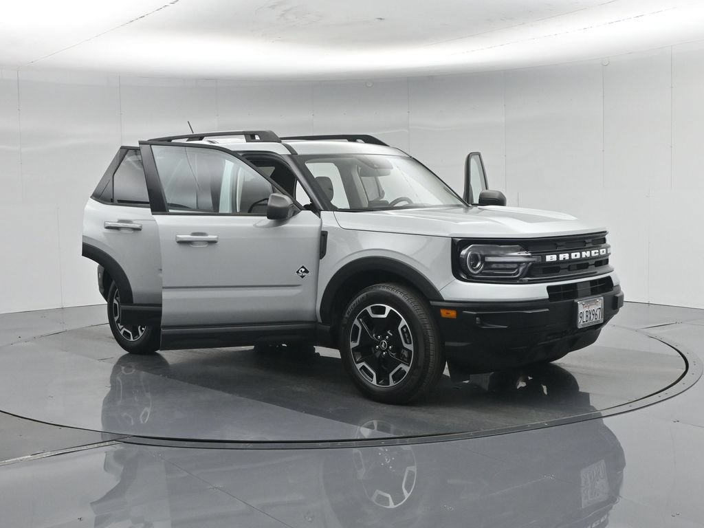Certified 2023 Ford Bronco Sport Outer Banks w/ Tech Package AWD/4WD image 38