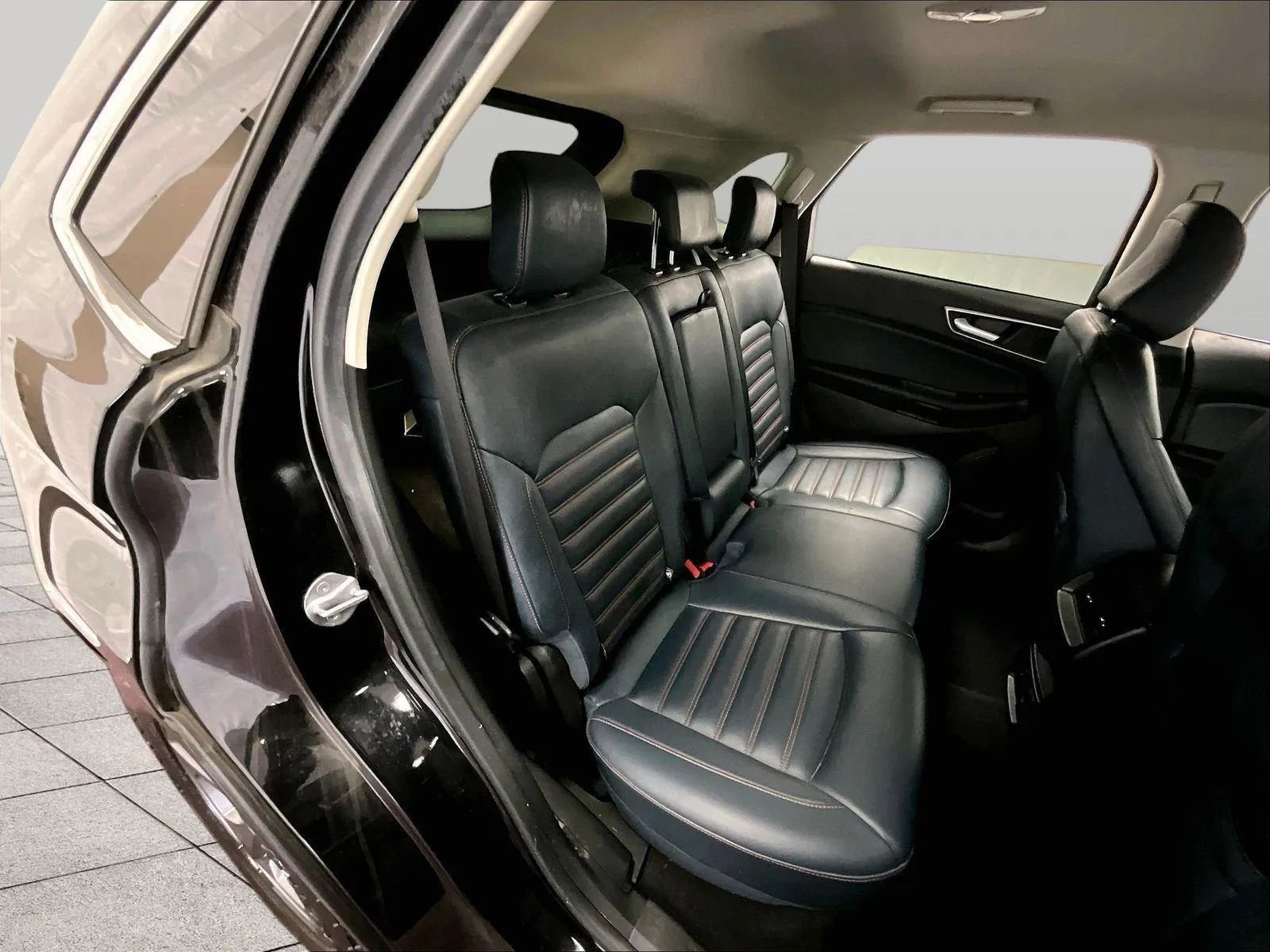 Certified 2022 Ford Edge SEL w/ Sport Appearance Package image 26