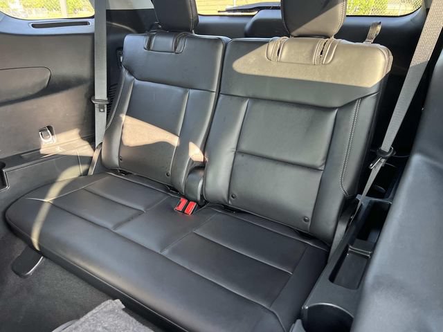 Certified 2023 Ford Explorer XLT w/ Equipment Group 202A AWD/4WD image 14