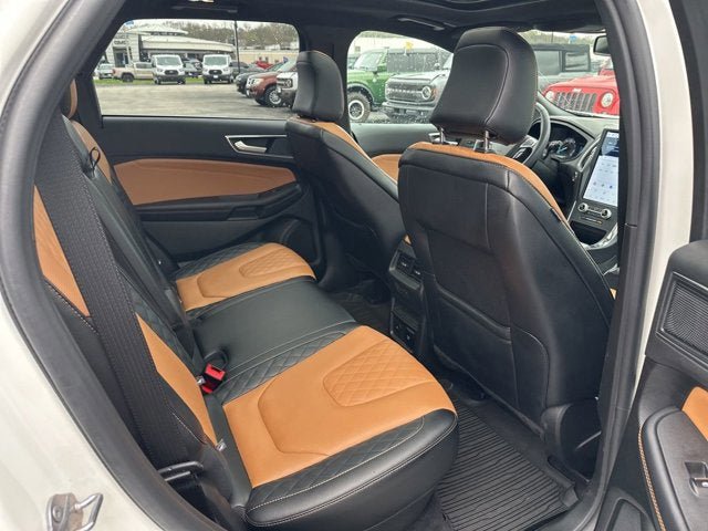 Certified 2023 Ford Edge Titanium w/ Equipment Group 301A AWD/4WD image 11