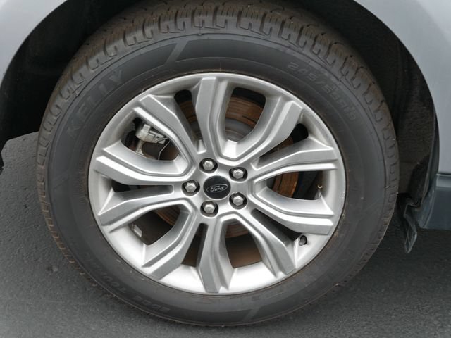 Certified 2024 Ford Edge Titanium AWD/4WD image 5
