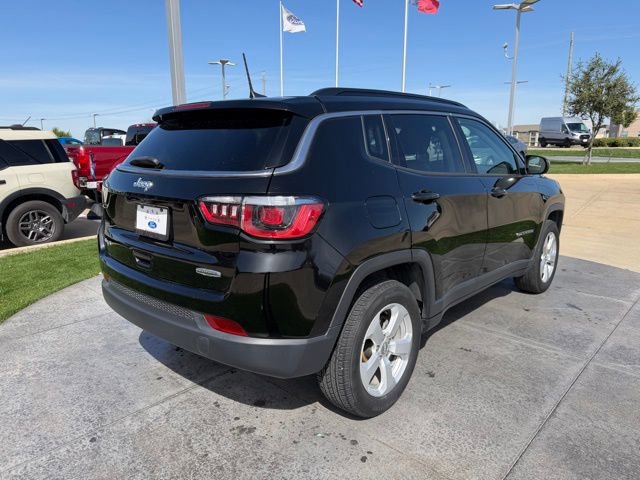 Used 2019 Jeep Compass Latitude image 6