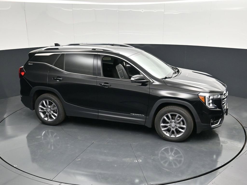 Used 2024 GMC Terrain SLT AWD/4WD image 50