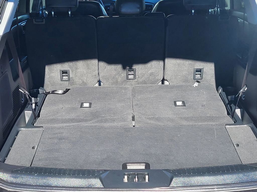 Certified 2023 Ford Explorer XLT w/ Equipment Group 202A image 21