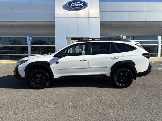 Used 2022 Subaru Outback Wilderness AWD/4WD image 2
