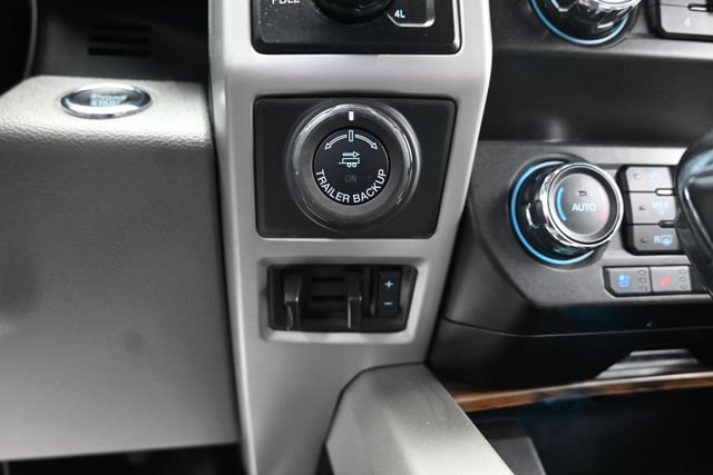 Certified 2020 Ford F150 Lariat w/ Trailer Tow Package AWD/4WD image 13