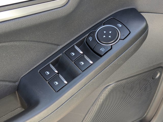 Certified 2022 Ford Escape Titanium w/ Class II Trailer Tow Package image 14