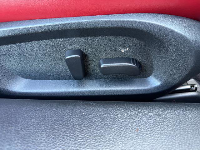 Used 2021 INFINITI Q60 Red Sport 400 AWD/4WD image 10