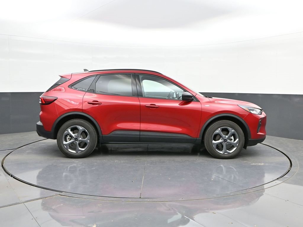 Certified 2025 Ford Escape ST-Line image 25