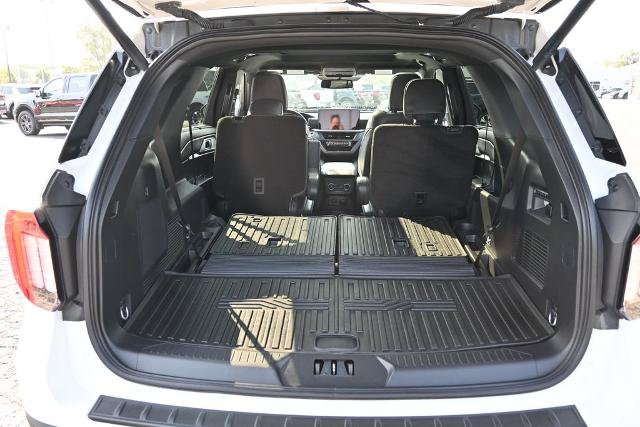 Certified 2025 Ford Explorer ST AWD/4WD image 12