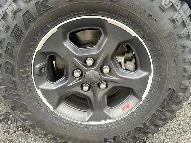 Used 2022 Jeep Gladiator Rubicon w/ Trailer Tow Package image 13