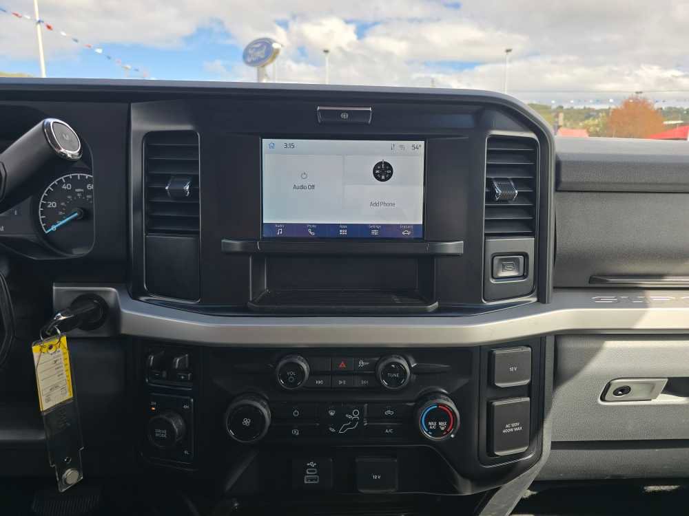 Certified 2025 Ford F350 XLT AWD/4WD image 13