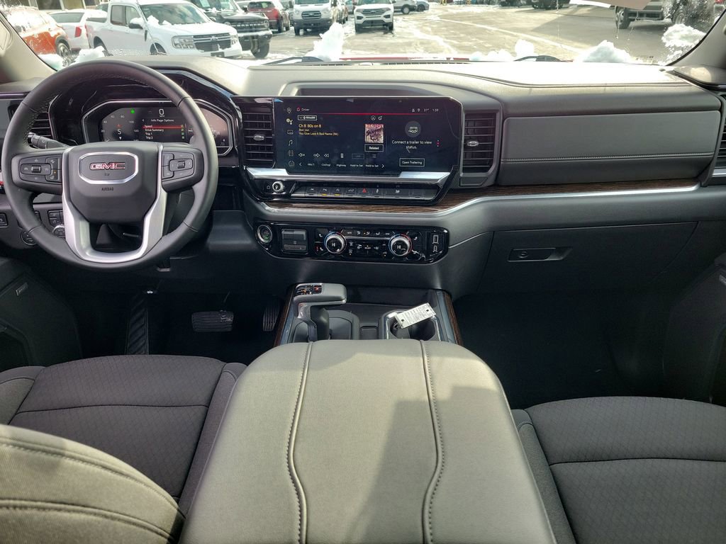 Used 2025 GMC Sierra 1500 Elevation w/ Preferred Package image 11