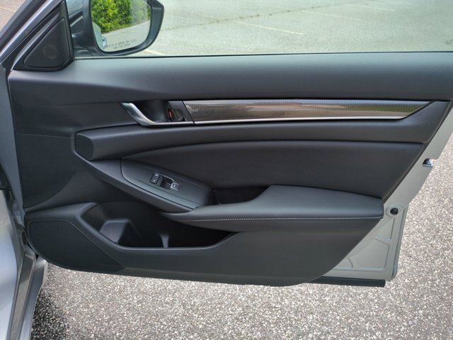Used 2022 Honda Accord Sport image 32