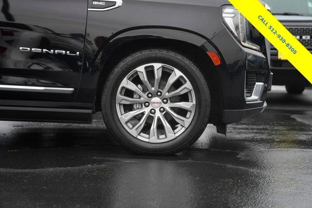 Used 2021 GMC Yukon Denali w/ Denali Premium Package image 4