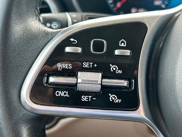 Used 2022 Mercedes-Benz GLC 300 image 24
