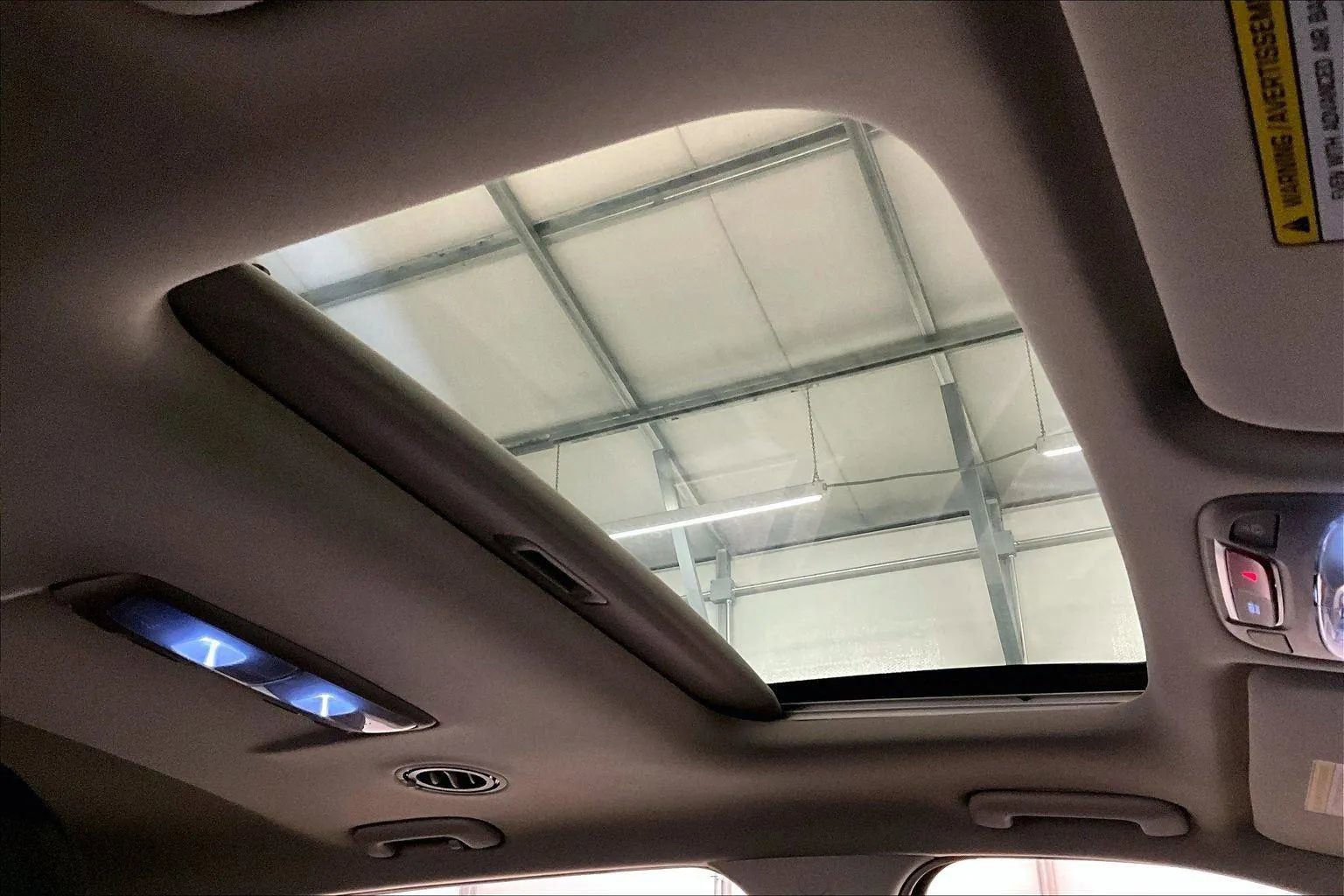 Used 2025 Kia Telluride S image 21