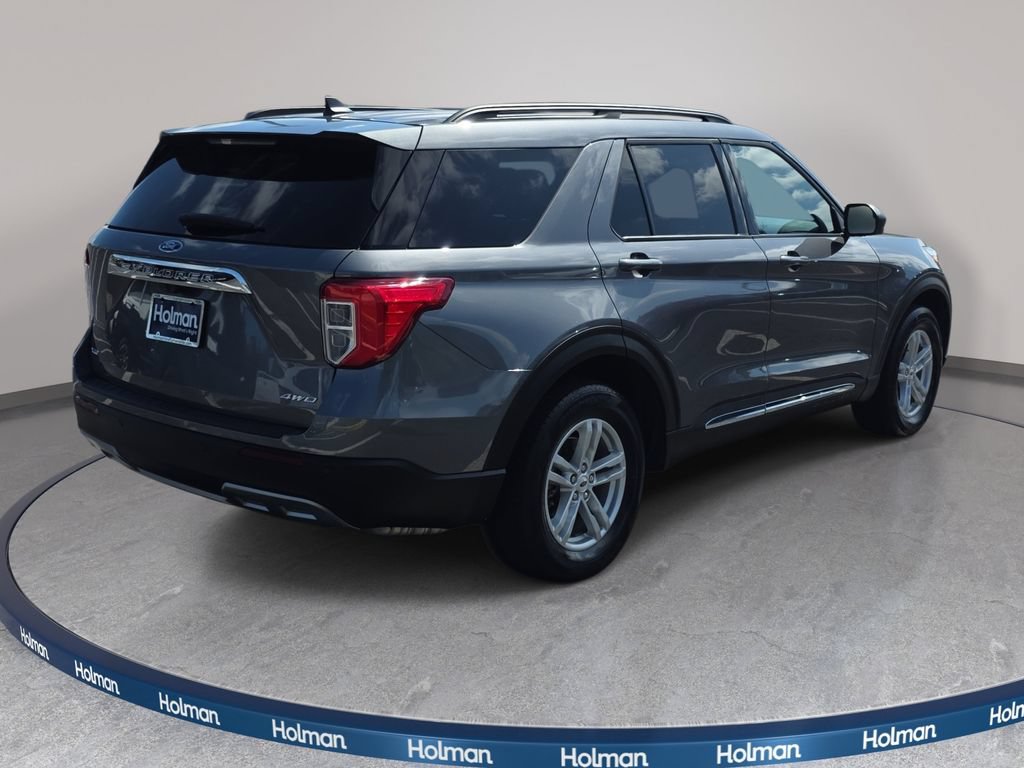 Certified 2023 Ford Explorer XLT w/ Equipment Group 202A AWD/4WD image 5