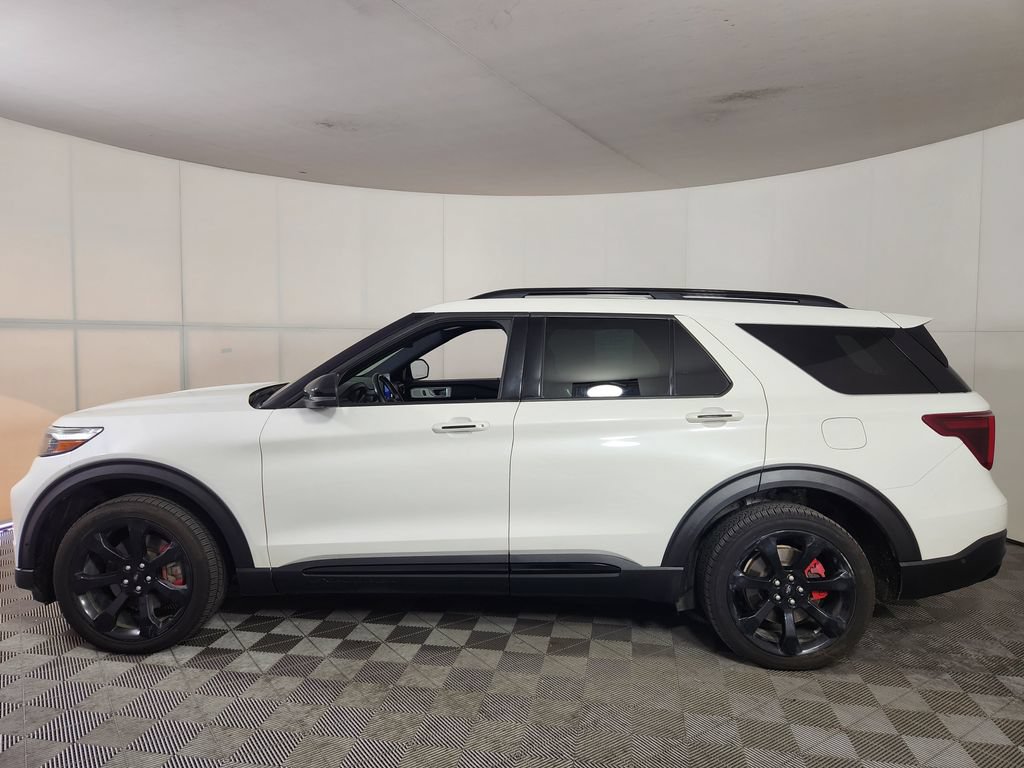 Certified 2020 Ford Explorer ST w/ ST Street Pack AWD/4WD image 4