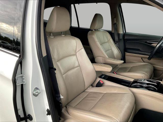 Used 2022 Honda Pilot Touring image 32