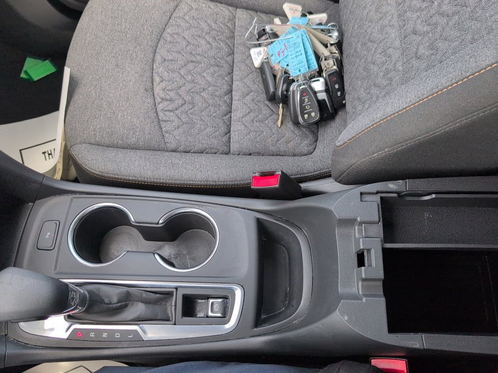 Used 2024 Chevrolet Equinox LT FWD image 19