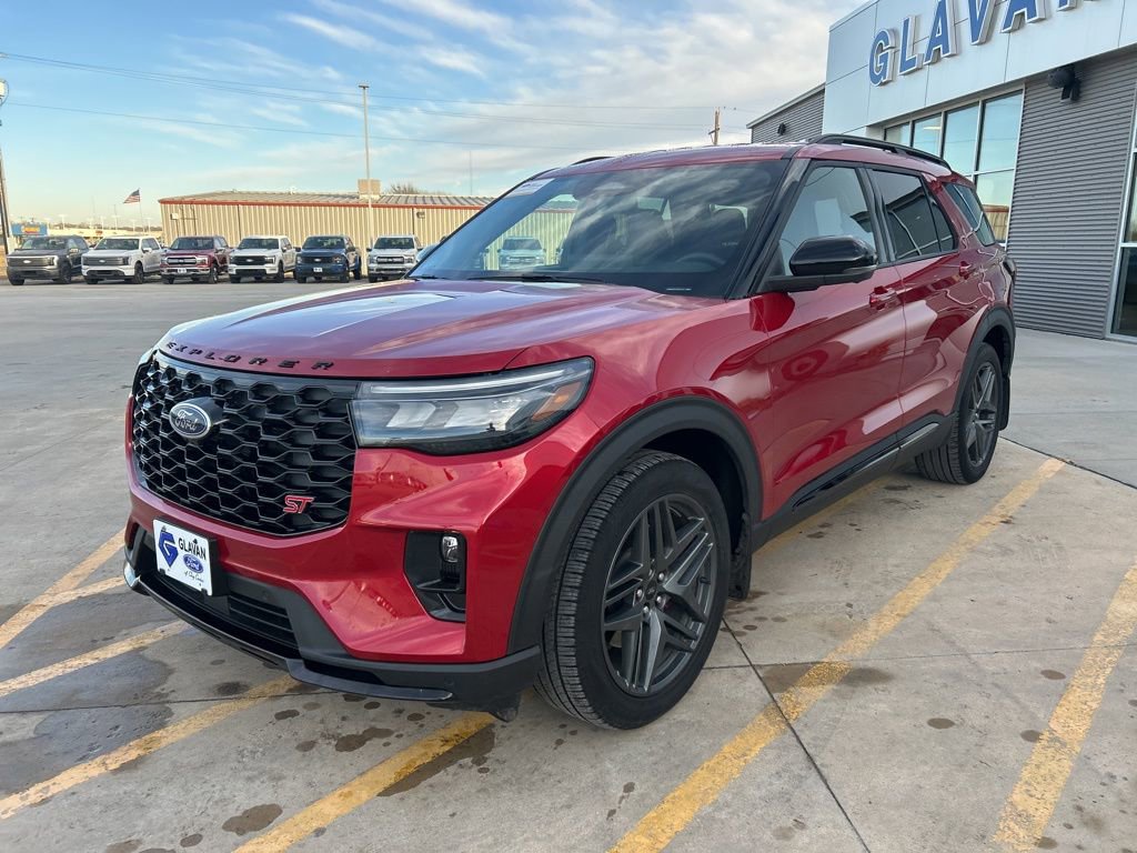 Certified 2025 Ford Explorer ST image 7