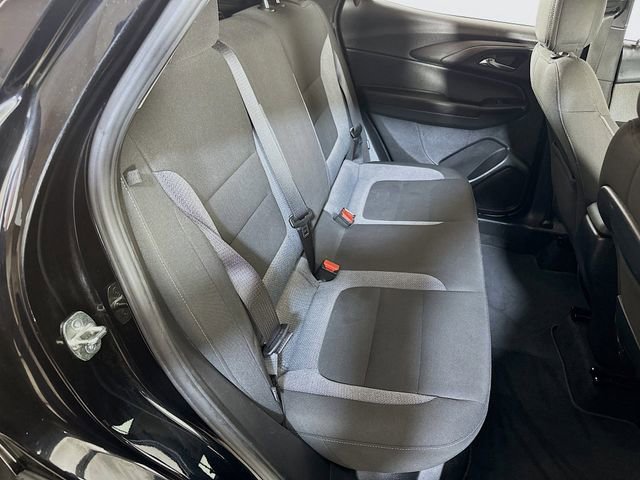 Used 2022 Chevrolet TrailBlazer LT w/ LPO, Blackout Package image 13