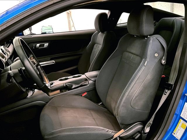 Certified 2020 Ford Mustang Coupe RWD image 24