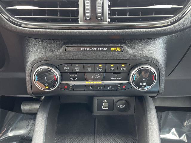 Certified 2025 Ford Escape ST-Line Select AWD/4WD image 25