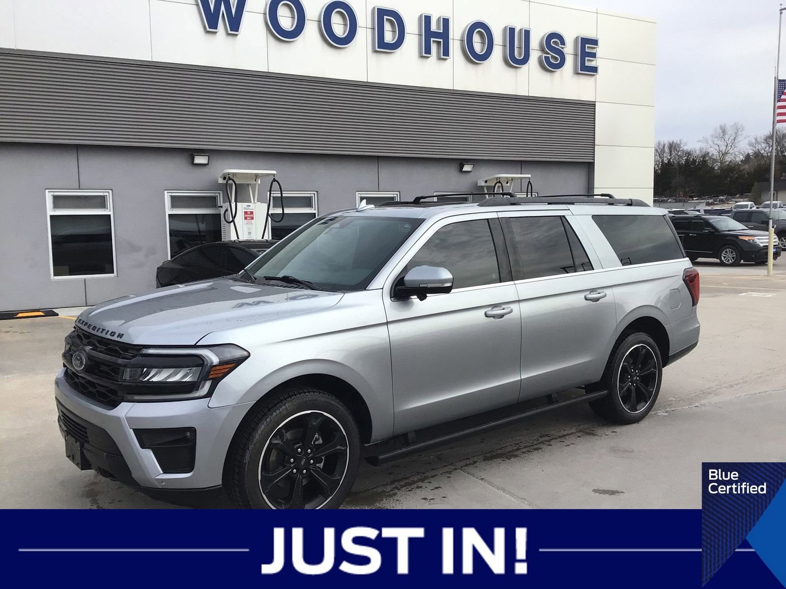 Certified 2023 Ford Expedition Max Limited image 2