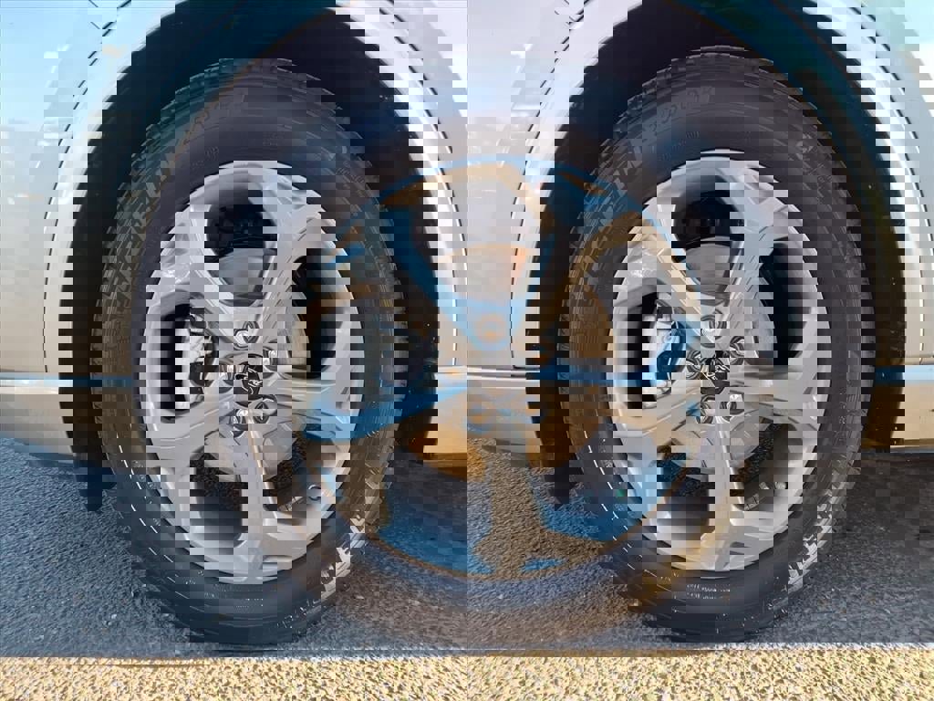 Certified 2023 Ford Escape ST-Line w/ Tech Pack #1 image 9