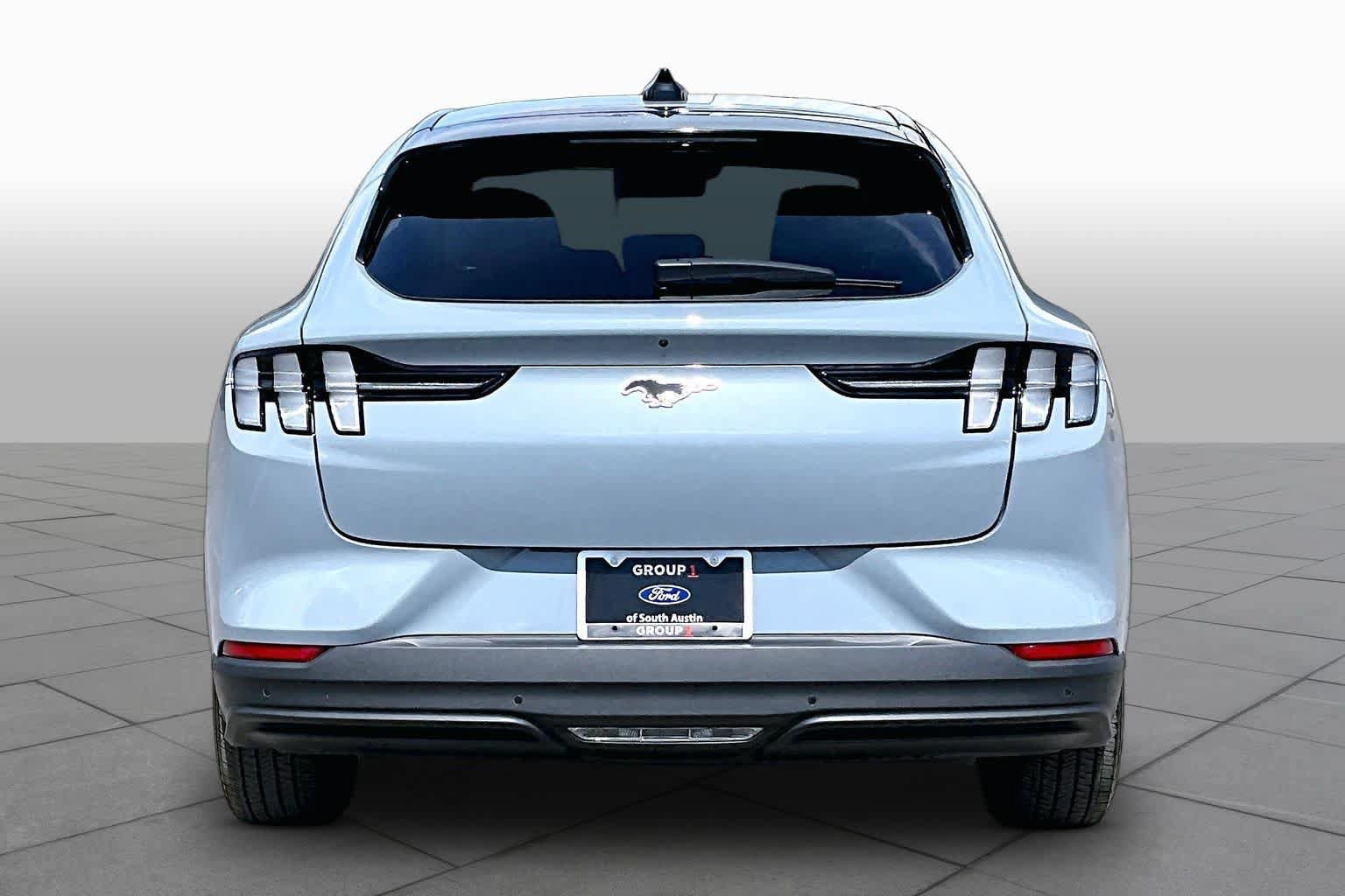 Certified 2025 Ford Mustang Mach-E Premium RWD image 4