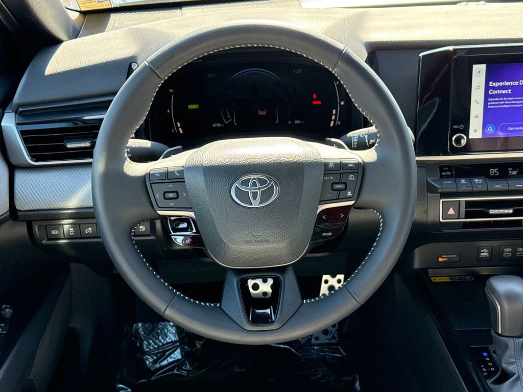 Used 2025 Toyota Camry SE AWD/4WD image 23