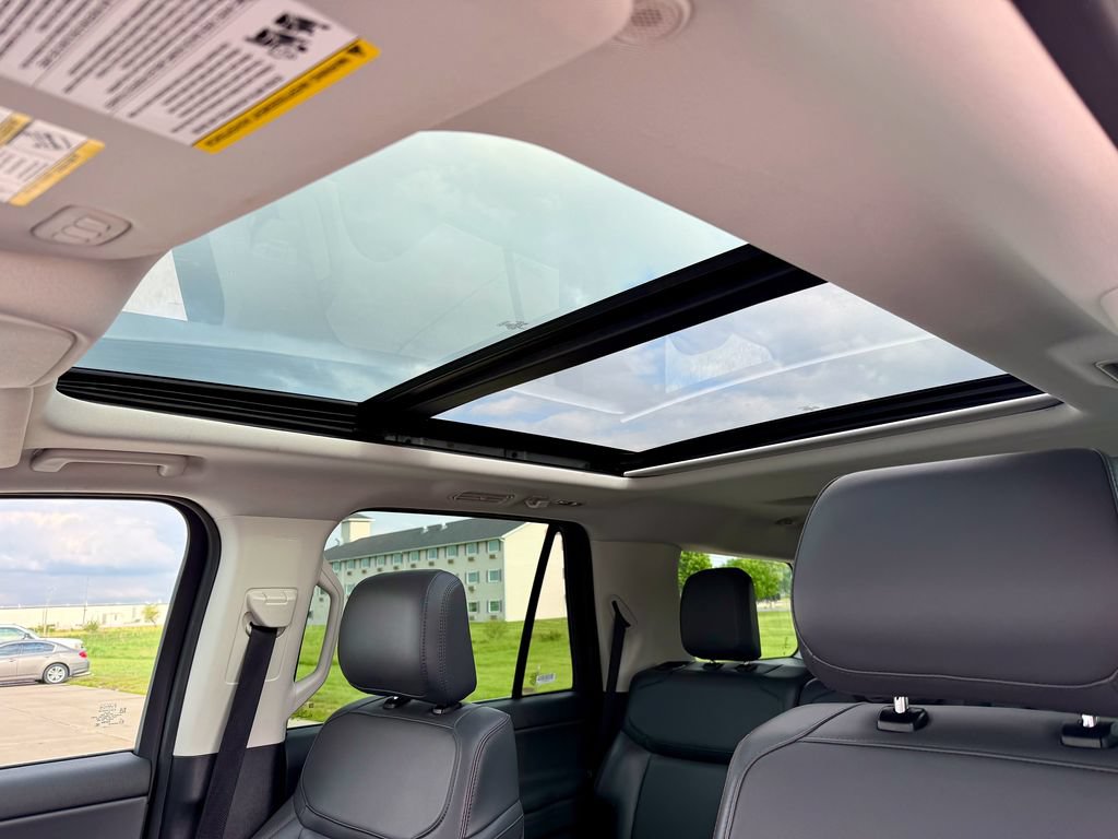 Certified 2025 Ford Expedition Active AWD/4WD image 41