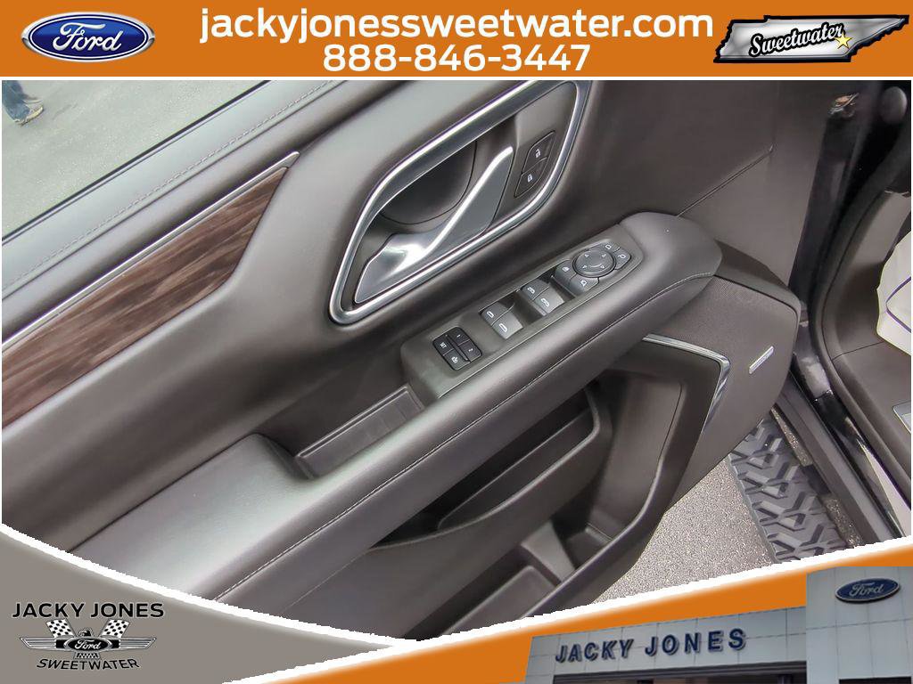 Used 2022 Chevrolet Tahoe Z71 w/ Luxury Package image 12