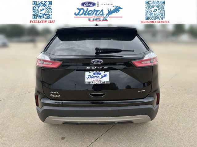 Certified 2024 Ford Edge SEL w/ Convenience Package AWD/4WD image 4