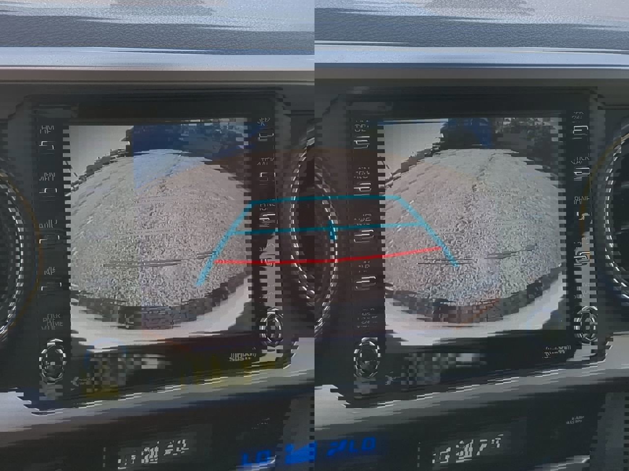 Used 2022 Toyota Tacoma SR5 w/ Technology Package RWD image 18