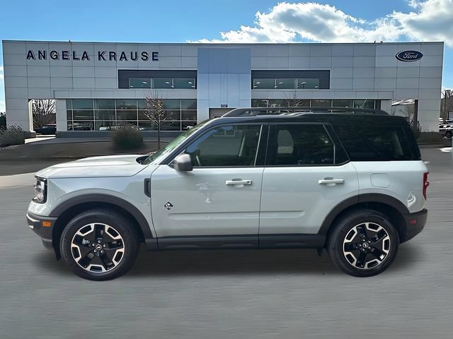Certified 2024 Ford Bronco Sport Outer Banks w/ Tech Package AWD/4WD image 4