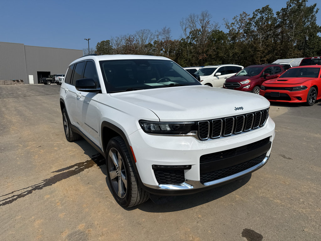 Used 2022 Jeep Grand Cherokee L Limited AWD/4WD image 3