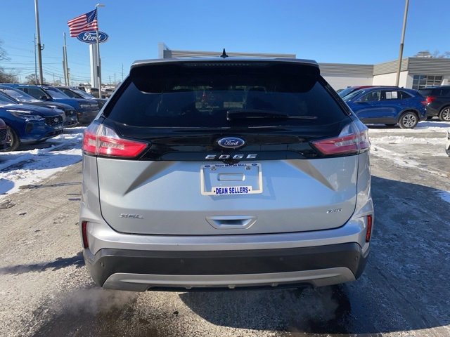 Certified 2024 Ford Edge SEL w/ Convenience Package image 4