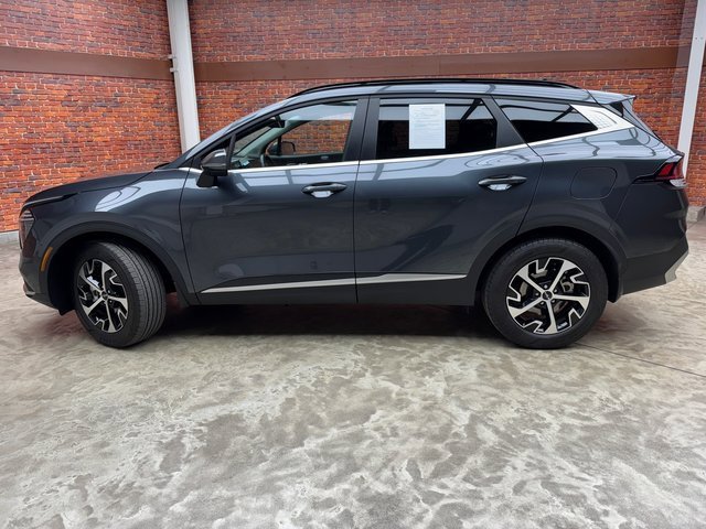 Used 2024 Kia Sportage EX w/ EX Premium Package image 2