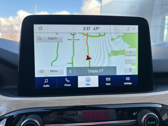 Certified 2022 Ford Escape Titanium w/ Titanium Elite Package image 28