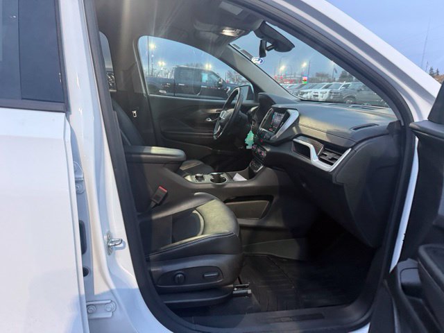 Used 2023 GMC Terrain SLT AWD/4WD image 12