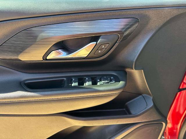 Used 2024 GMC Terrain SLE FWD image 22