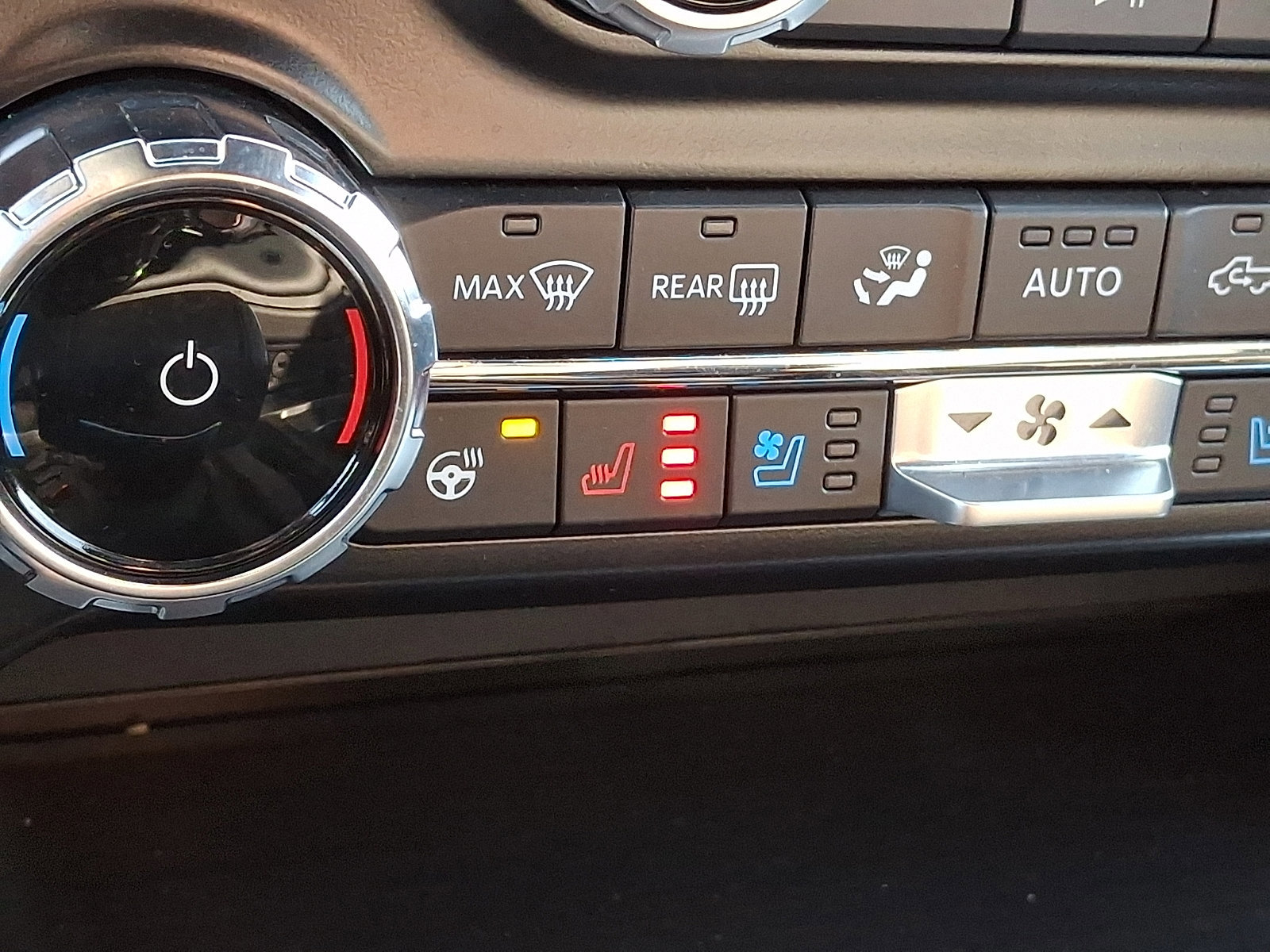 Certified 2024 Ford F150 Lariat w/ Equipment Group 502A High image 32