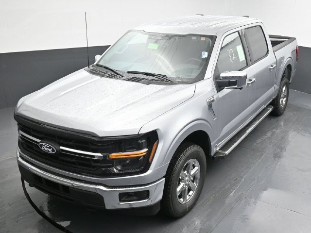 Certified 2025 Ford F150 XLT w/ Equipment Group 302A MID AWD/4WD image 19
