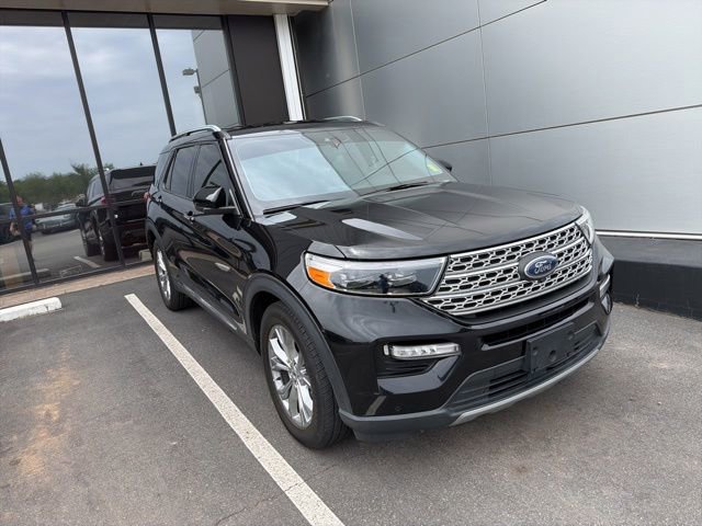 Certified 2022 Ford Explorer Limited RWD image 2