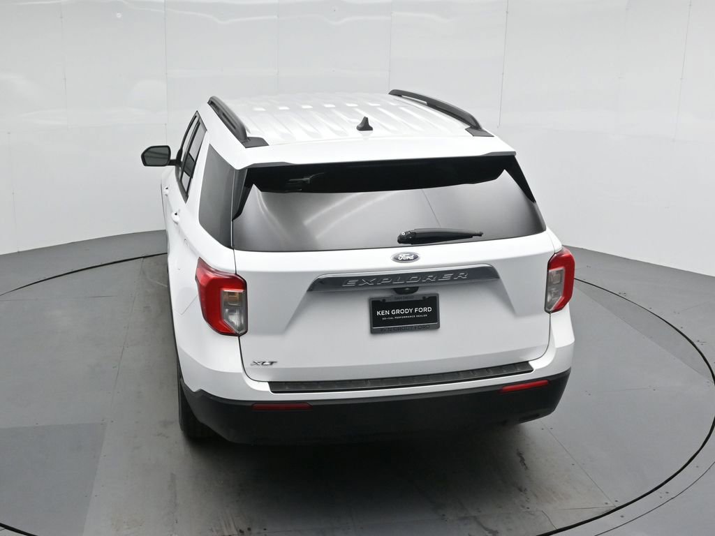 Certified 2021 Ford Explorer XLT RWD image 42